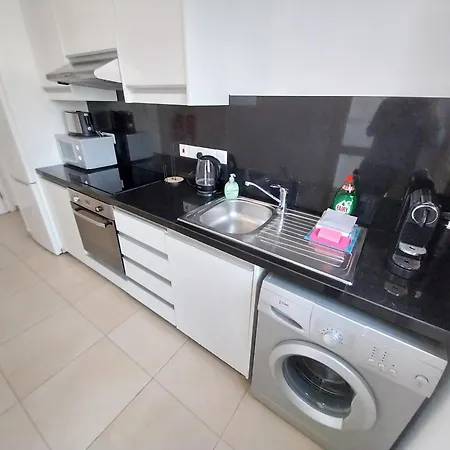 Apartament Luxurious Five Star Amenities Paphos