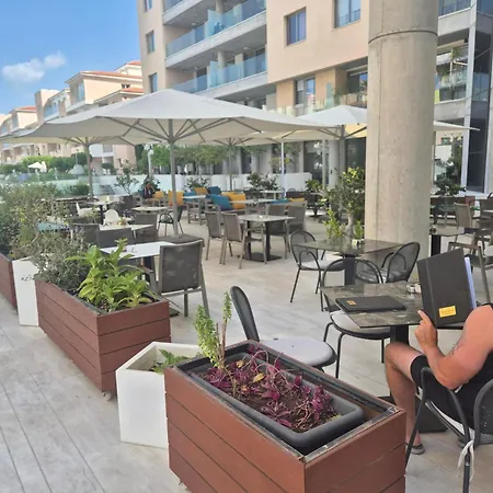 Luxurious Five Star Amenities